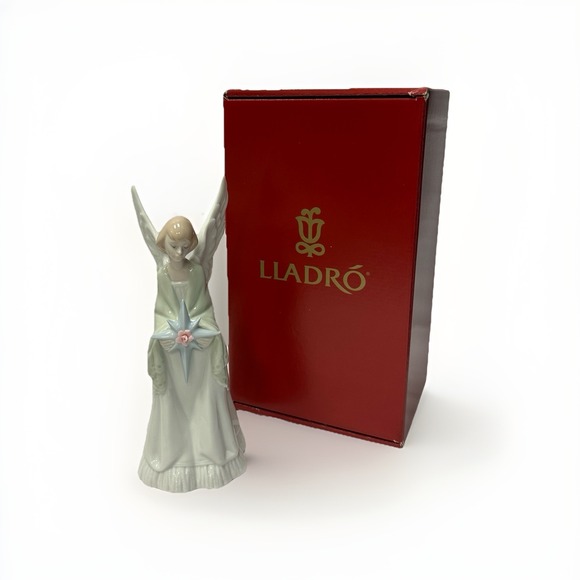 LLADRO "STAR OF THE HEAVENS" Figurine #06792 MINT W/ ORIGINAL BOX & RED SLEEVE - Picture 1 of 13